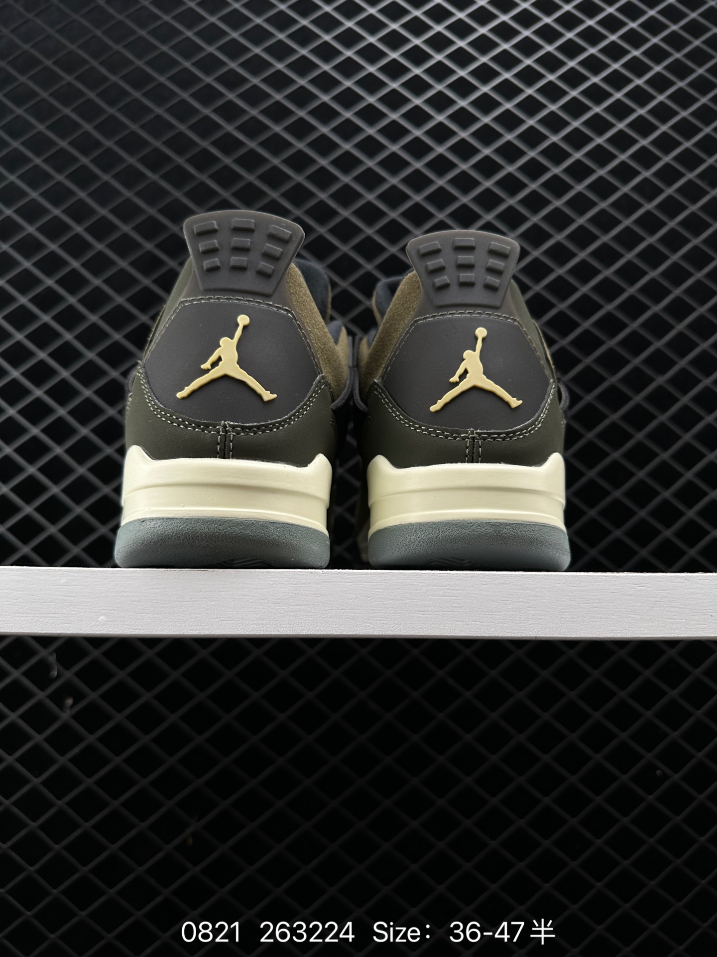 Air Jordan 4 SE Craft ”Medium Olive“ AJ4